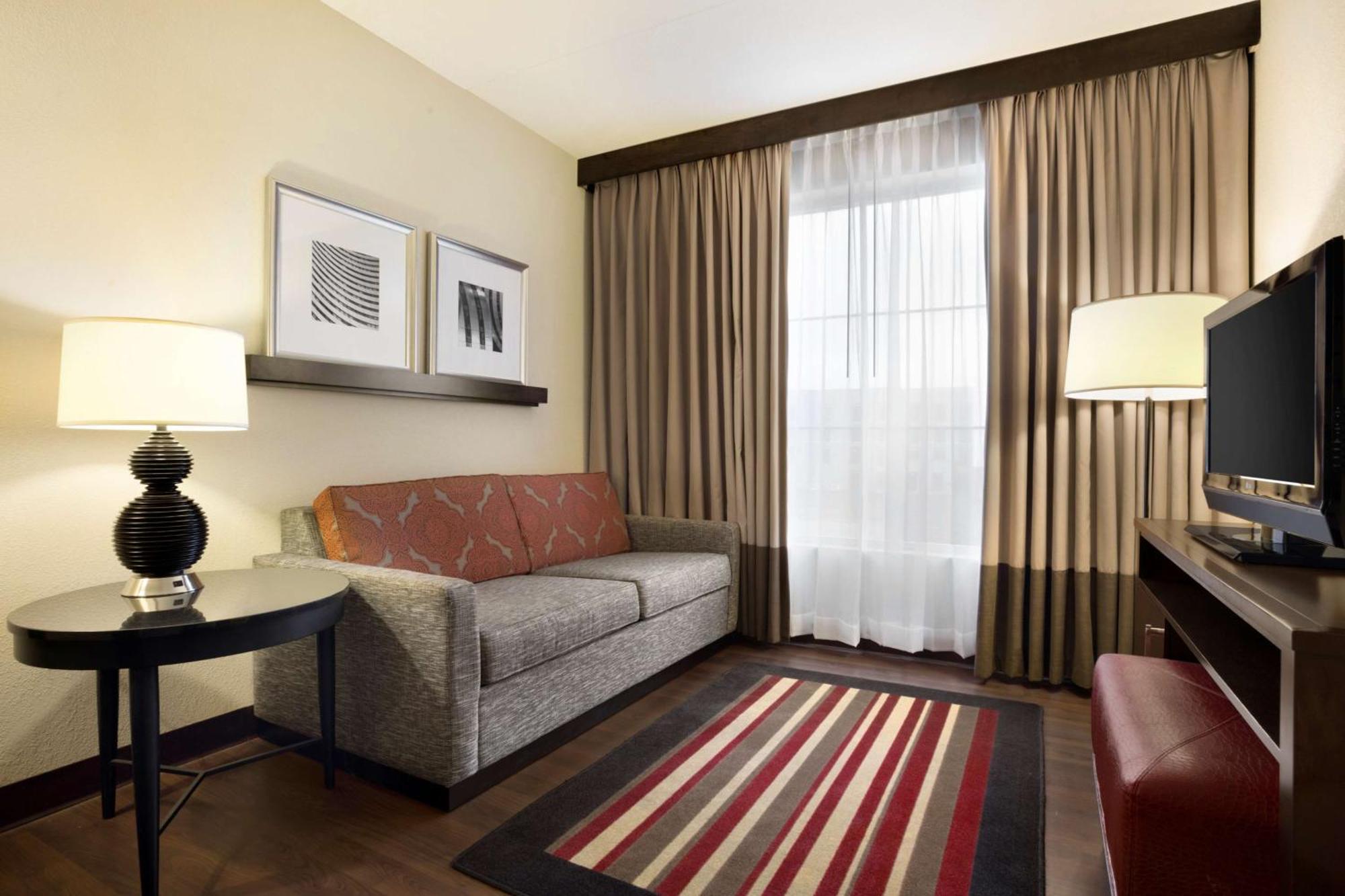 Embassy Suites By Hilton Jackson North רידג'לנד מראה חיצוני תמונה