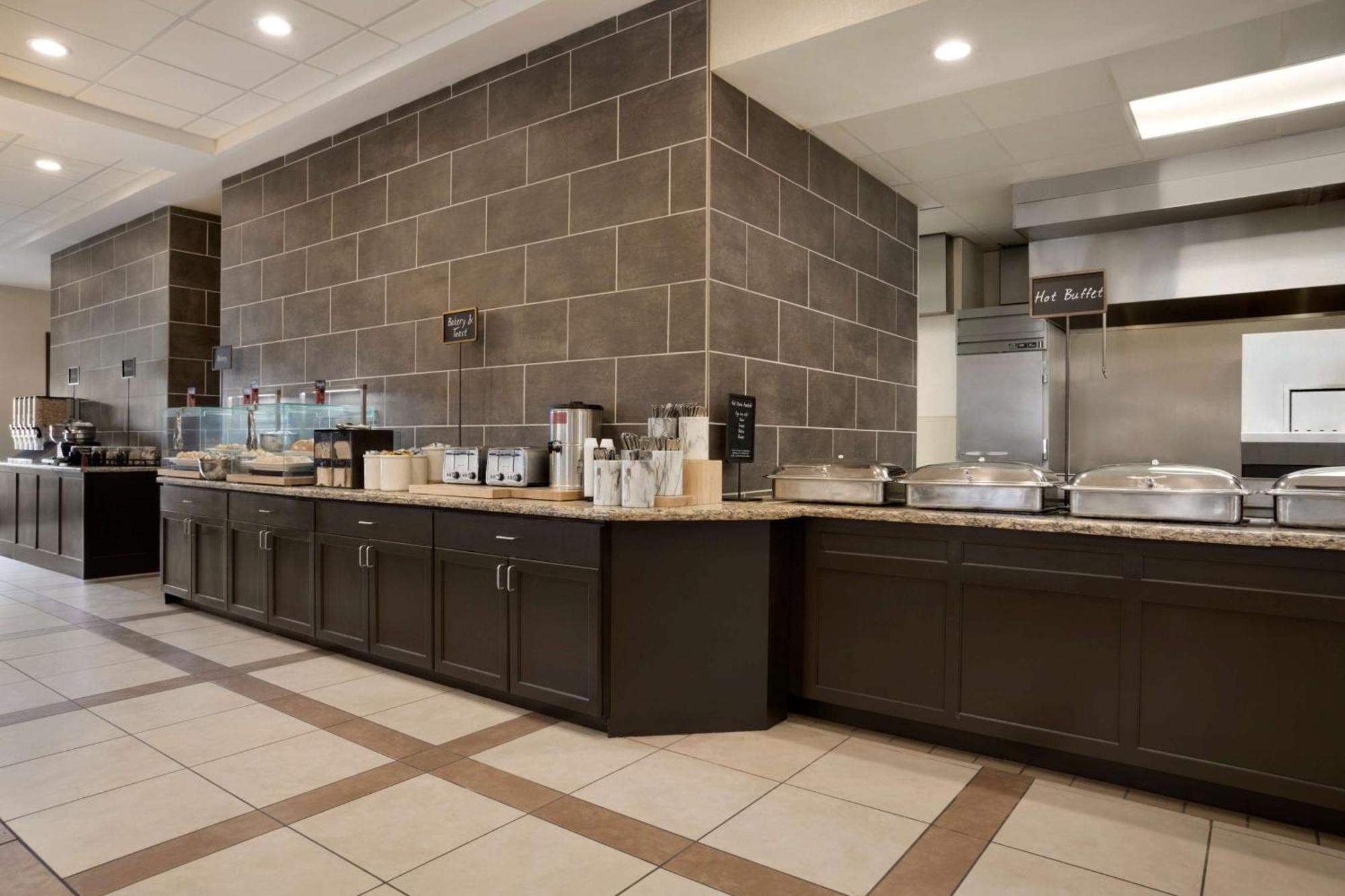 Embassy Suites By Hilton Jackson North רידג'לנד מראה חיצוני תמונה