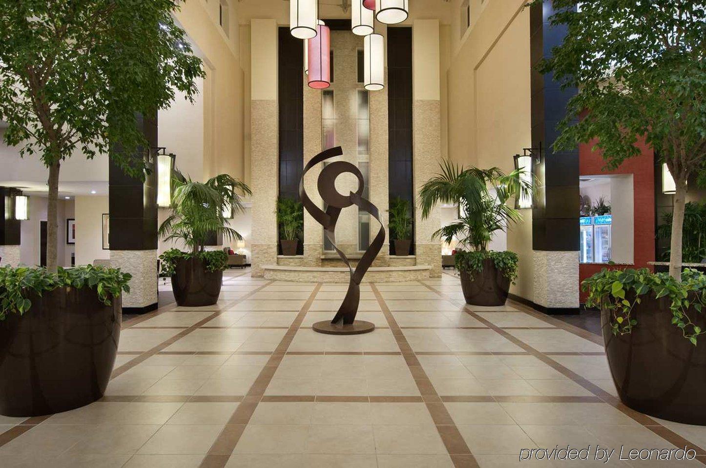 Embassy Suites By Hilton Jackson North רידג'לנד מראה פנימי תמונה